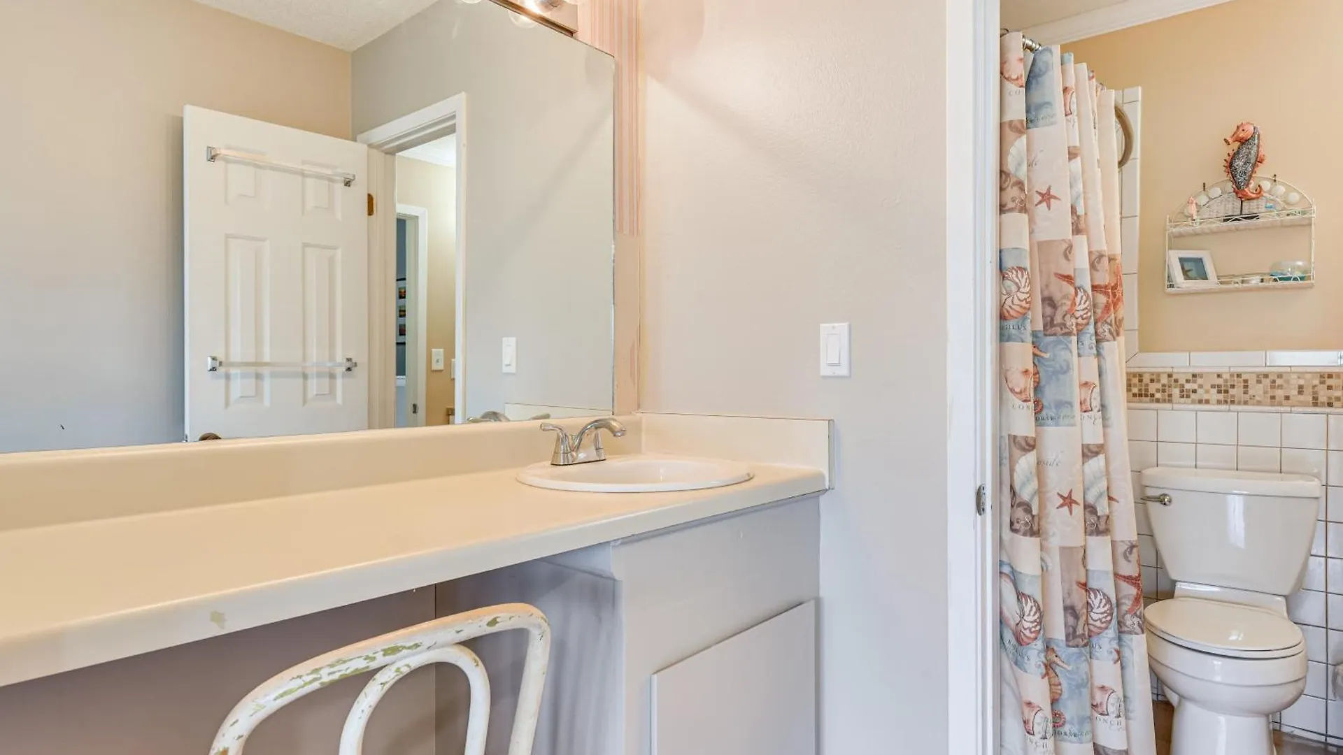 Walk To Beach Resort Getaway In Pcb! Panama City Beach Vakantiehuis